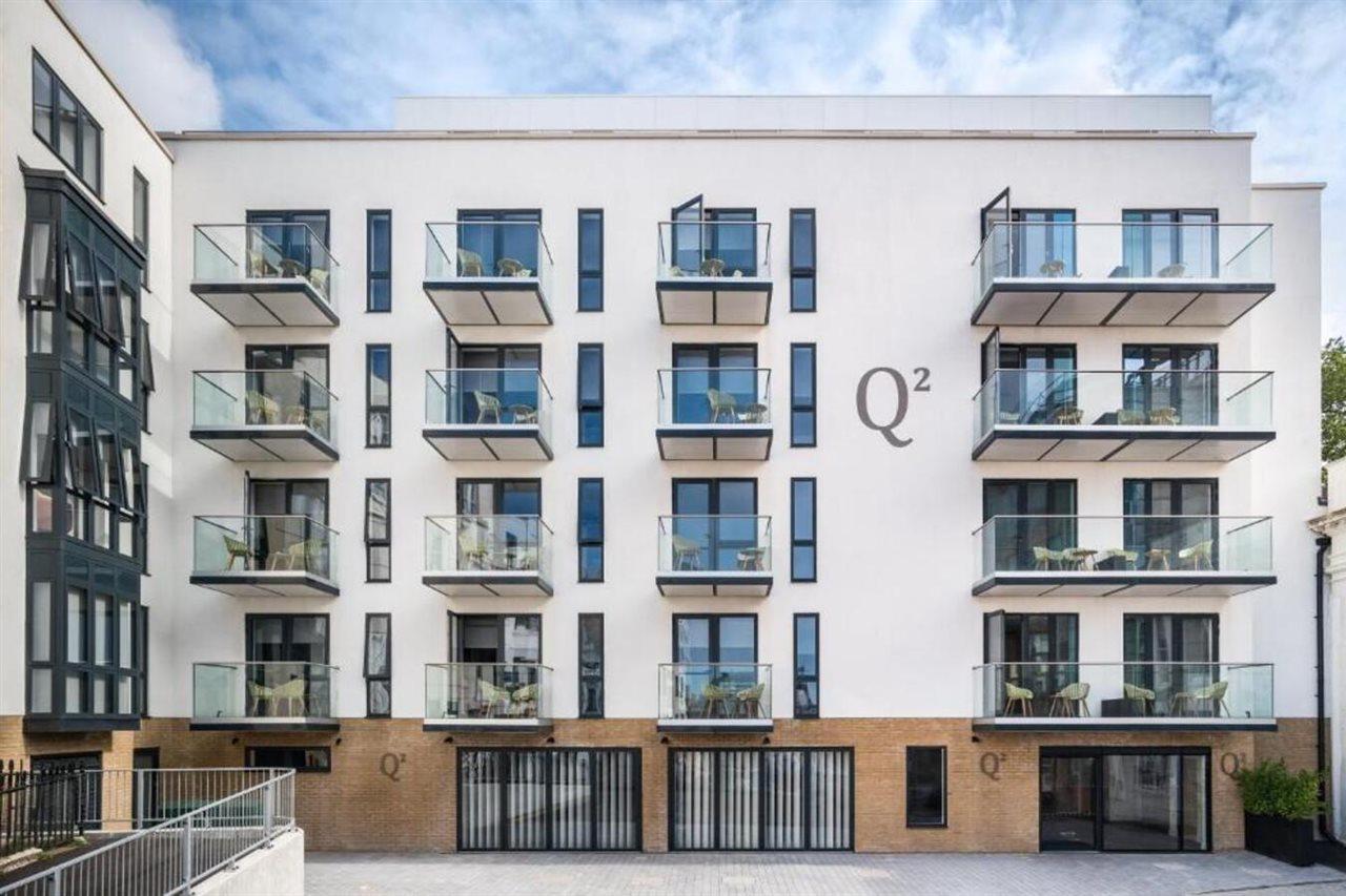 Q Square By Supercity Aparthotels Hove Exteriér fotografie